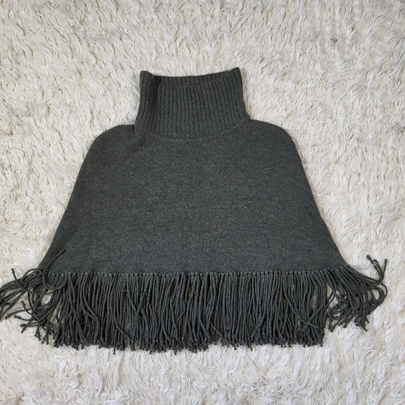 Henri Bendel 100% Cashmere Turtleneck Poncho One Size - Picture 1 of 9